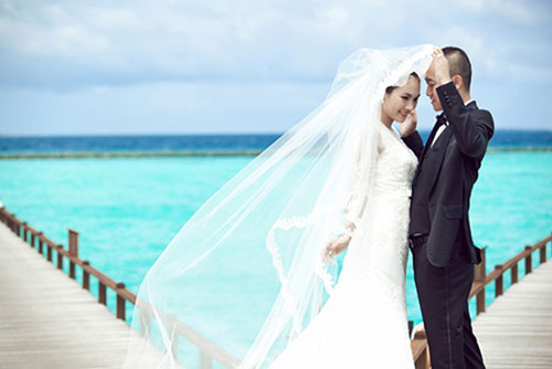 Ngắm ảnh cưới lung linh của Ngọc Thạch ở Maldives